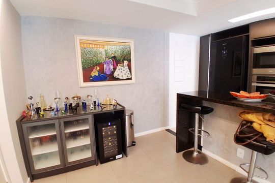 Sala de apartamento à venda com 2 quartos, 76m² em Botafogo, Rio de Janeiro