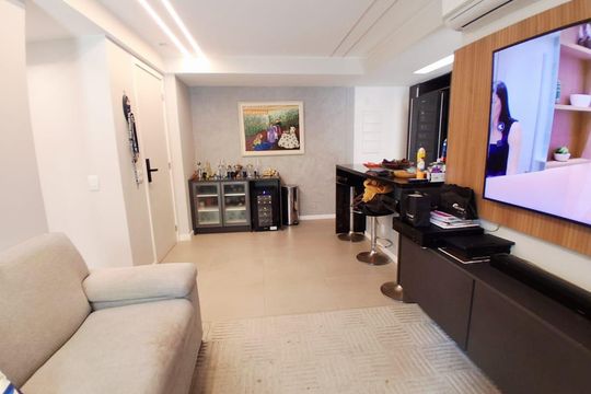 Sala de apartamento à venda com 2 quartos, 76m² em Botafogo, Rio de Janeiro