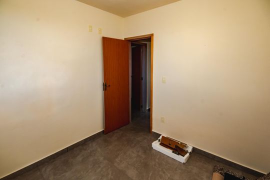 Quarto 2 de apartamento para alugar com 2 quartos, 53m² em Jaqueline, Belo Horizonte
