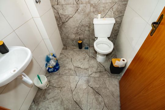 Banheiro Social de apartamento para alugar com 2 quartos, 53m² em Jaqueline, Belo Horizonte