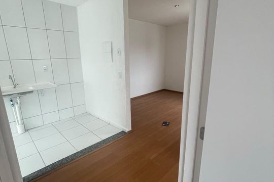 Sala de apartamento para alugar com 2 quartos, 42m² em Campo Grande, Rio de Janeiro