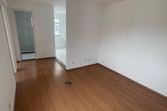 Sala de apartamento para alugar com 2 quartos, 42m² em Campo Grande, Rio de Janeiro