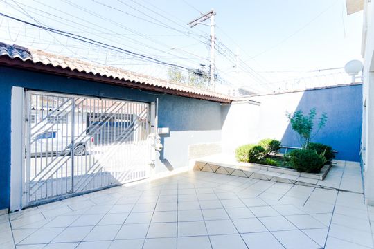 Garagem de casa à venda com 5 quartos, 300m² em Jardim Bom Clima, Guarulhos