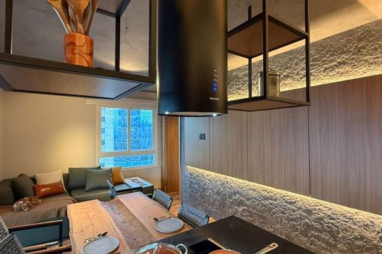 Cozinha de apartamento para alugar com 1 quarto, 64m² em Cidade Monções, São Paulo