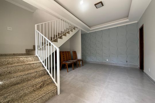 Sala de casa à venda com 3 quartos, 120m² em Minaslandia, Belo Horizonte