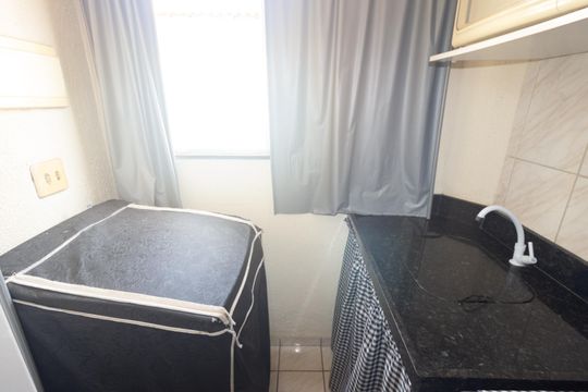 Cozinha e Área de Serviço de apartamento para alugar com 2 quartos, 48m² em Paciência, Rio de Janeiro
