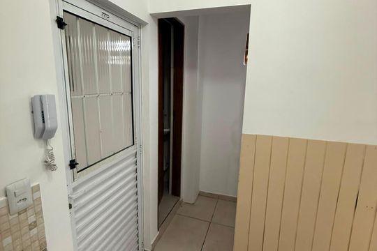 Cozinha de apartamento para alugar com 1 quarto, 33m² em Socorro, São Paulo
