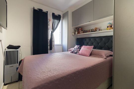 Quarto 1 de apartamento à venda com 2 quartos, 50m² em Parque Fongaro, São Paulo