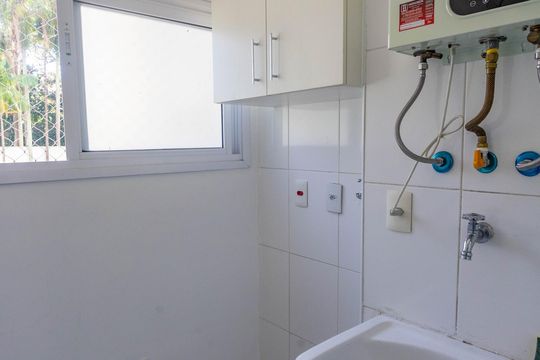 Área de serviço  de apartamento para alugar com 2 quartos, 79m² em Centro, Diadema