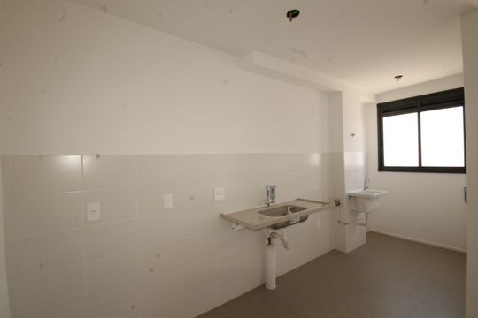 cozinha de apartamento à venda com 2 quartos, 51m² em Estoril, Belo Horizonte