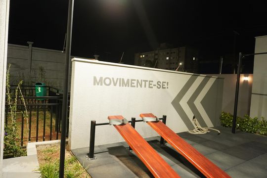 Área comum - Exercícios ao ar livre de apartamento para alugar com 2 quartos, 51m² em Vila Lutfalla, São Carlos