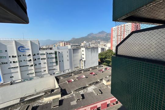 Vista do Quarto 3 - Suíte de apartamento para alugar com 3 quartos, 82m² em Méier, Rio de Janeiro
