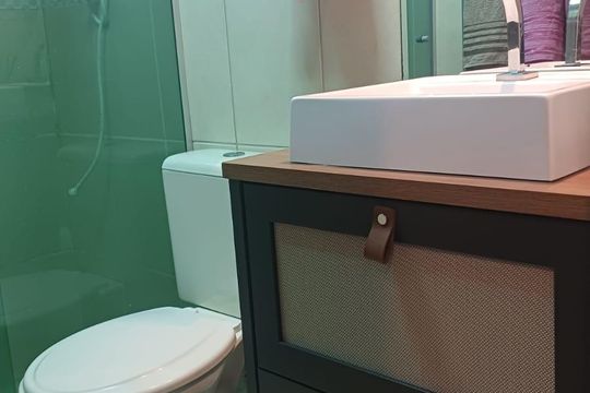Banheiro de apartamento à venda com 2 quartos, 56m² em Sacoma, São Paulo