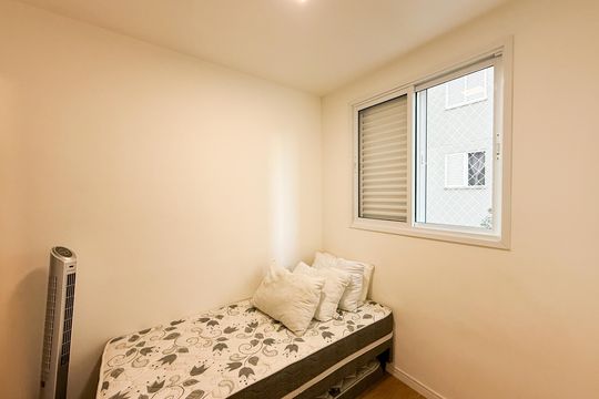 Quarto 2 de apartamento para alugar com 2 quartos, 39m² em Santana, São Paulo