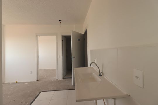 Cozinha de apartamento à venda com 2 quartos, 32m² em Parque Erasmo Assunção, Santo André