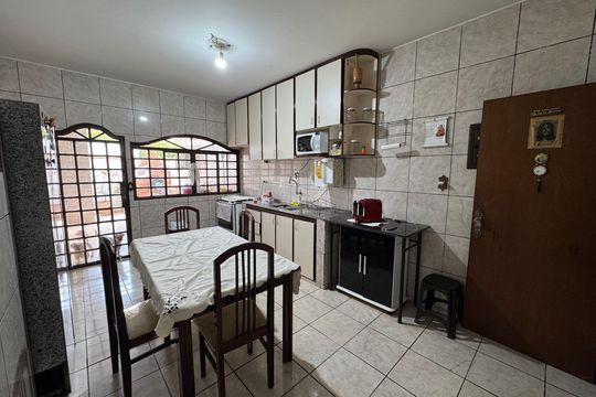 Apartamento para alugar com 5 quartos, 200m² em Taguatinga  Sul, Brasília