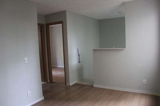 Sala de apartamento para alugar com 2 quartos, 42m² em Jardim Nova Cidade, Guarulhos