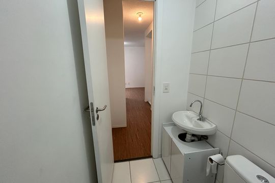 Banheiro de apartamento para alugar com 2 quartos, 43m² em Engenho Novo, Rio de Janeiro
