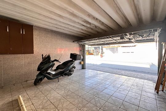Garagem de casa à venda com 2 quartos, 125m² em Ferrazópolis, São Bernardo do Campo