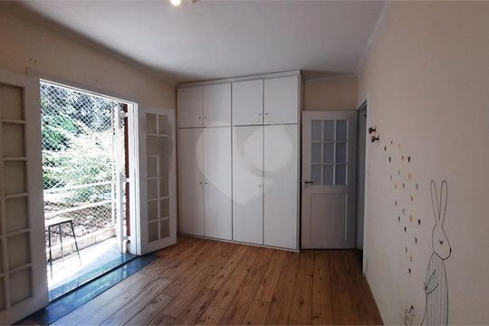 Casa de Condomínio à venda com 4 quartos, 160m² em Vila Elvira, São Paulo