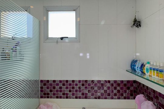 Banheiro da Suíte 3 de apartamento à venda com 4 quartos, 229m² em Cidade Monções, São Paulo
