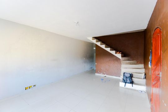 Sala de apartamento para alugar com 3 quartos, 60m² em Vila Paraiso, Guarulhos