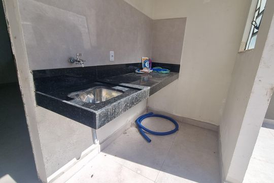 Área de serviço de casa à venda com 3 quartos, 270m² em Campo Grande, Rio de Janeiro