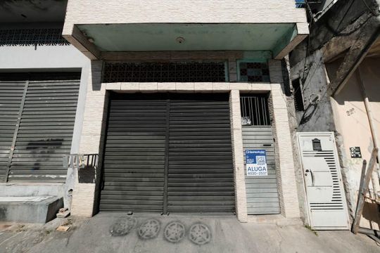 Fachada de casa para alugar com 4 quartos, 125m² em Parque Cisper, São Paulo
