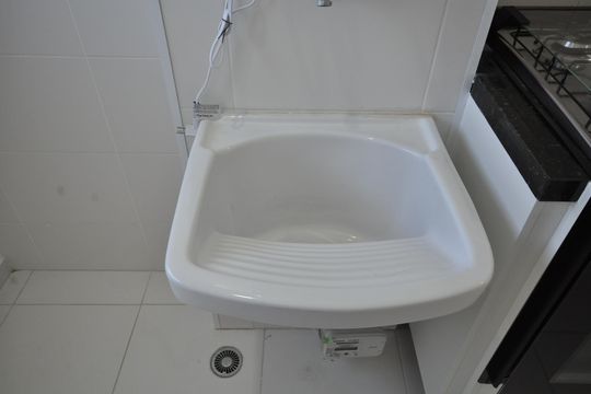 Área de Serviço de apartamento para alugar com 2 quartos, 49m² em Vila Gustavo, São Paulo