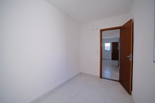 Quarto 1 de apartamento para alugar com 1 quarto, 30m² em Jardim Maringa, São Paulo