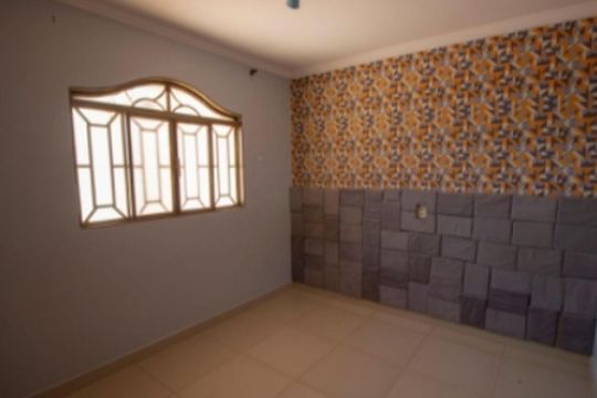 Quarto de casa à venda com 4 quartos, 270m² em QR 602, Brasília