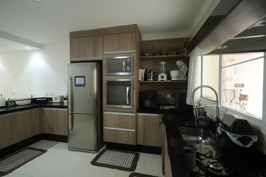 Cozinha de casa à venda com 3 quartos, 169m² em Vila Bastos, Santo André