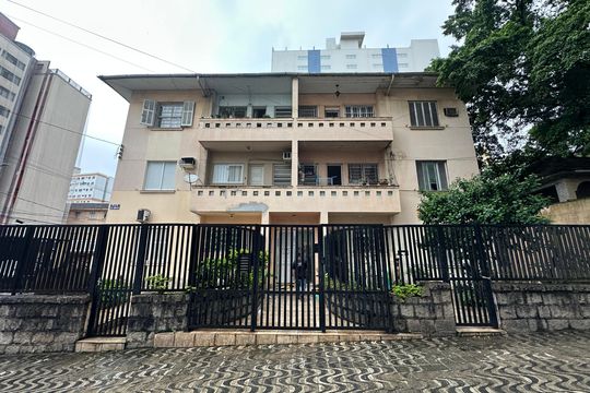 Fachada do Prédio de apartamento para alugar com 1 quarto, 42m² em Centro, São Vicente