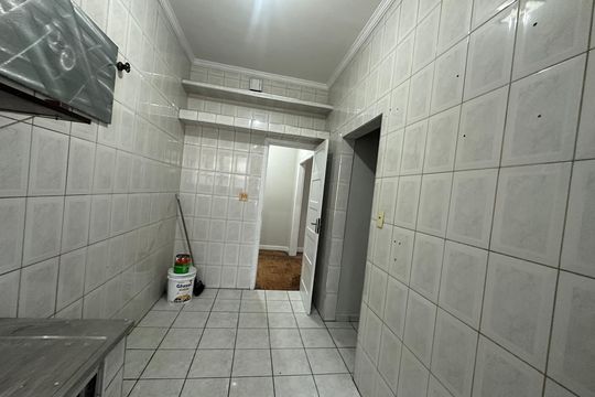 Cozinha de apartamento para alugar com 1 quarto, 42m² em Centro, São Vicente