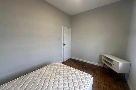 Quarto de apartamento para alugar com 1 quarto, 42m² em Centro, São Vicente