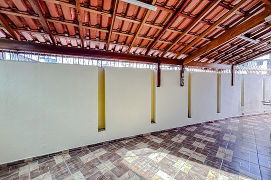 Área externa de casa à venda com 3 quartos, 155m² em Vila Matilde, São Paulo