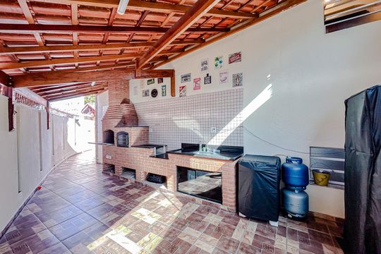 Área externa de casa à venda com 3 quartos, 155m² em Vila Matilde, São Paulo