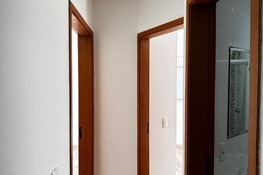Corredor de apartamento à venda com 2 quartos, 49m² em Parque João Ramalho, Santo André