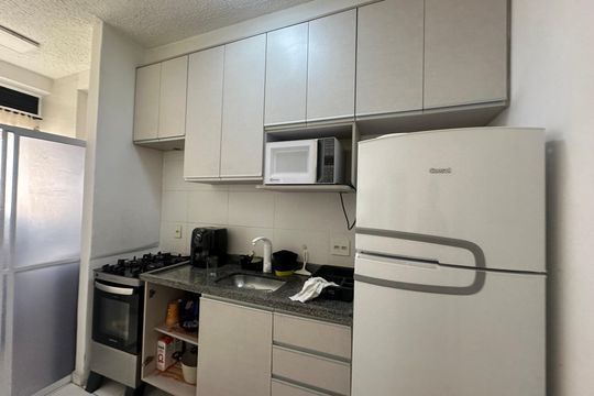 Cozinha de apartamento à venda com 2 quartos, 53m² em Jardim Belval, Barueri