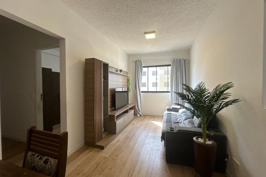 Sala de apartamento à venda com 2 quartos, 53m² em Jardim Belval, Barueri