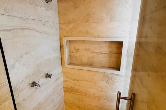 Banheiro de apartamento para alugar com 2 quartos, 70m² em Melville Empresarial Ii, Barueri