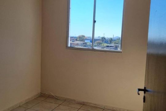 Quarto de apartamento à venda com 2 quartos, 50m² em Bangu, Rio de Janeiro