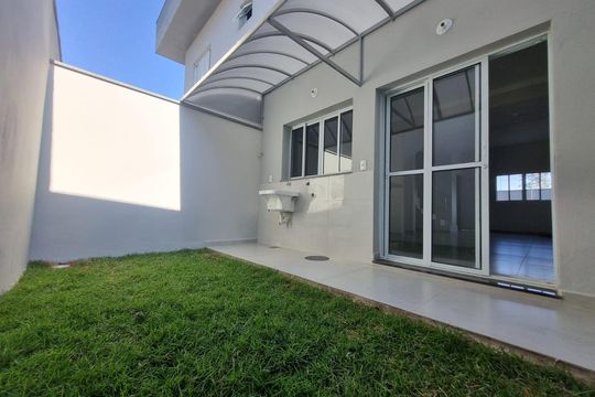 Casa de Condomínio para alugar com 3 quartos, 80m² em Parque dos Pomares, Campinas