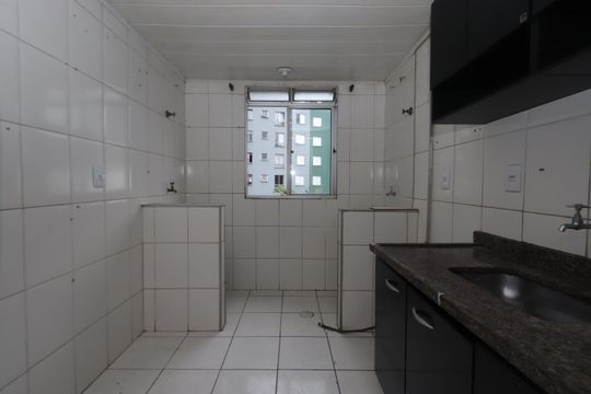 Cozinha de apartamento para alugar com 2 quartos, 5m² em Cidade São Mateus, São Paulo