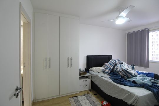 Quarto 2 de apartamento para alugar com 2 quartos, 59m² em Barra Olímpica, Rio de Janeiro