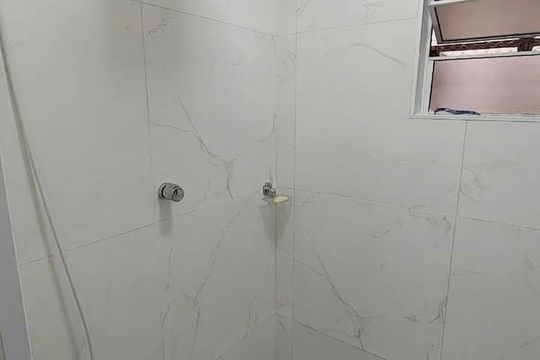 Banheiro de apartamento à venda com 2 quartos, 77m² em Oswaldo Cruz, São Caetano do Sul
