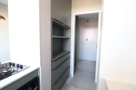 Cozinha de apartamento para alugar com 3 quartos, 95m² em Osvaldo Rezende, Uberlândia