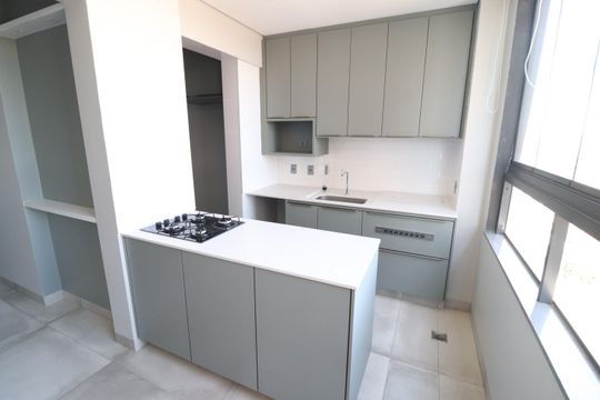 Cozinha de apartamento para alugar com 3 quartos, 95m² em Osvaldo Rezende, Uberlândia
