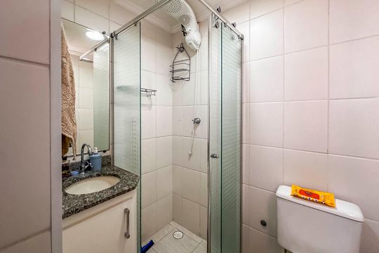 Banheiro do Quarto 2 de apartamento para alugar com 2 quartos, 67m² em Casa Branca, Santo André