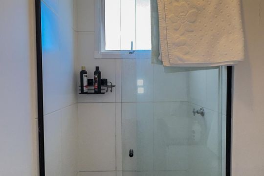 Banheiro da Suíte de apartamento para alugar com 1 quarto, 27m² em Campo Belo, São Paulo